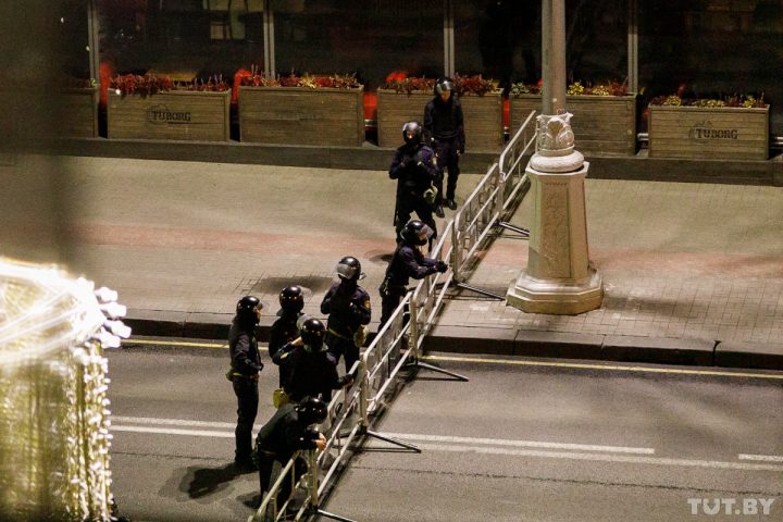 akciya_protesta_vybory_20200811_shuk_tutby_phsl_0477