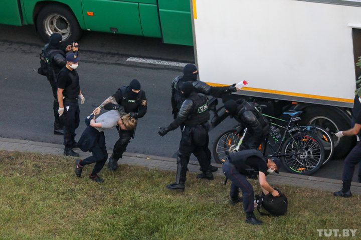 pushkinskaja_20200810_brush_003_20200810194907_4e2a3443 (1)